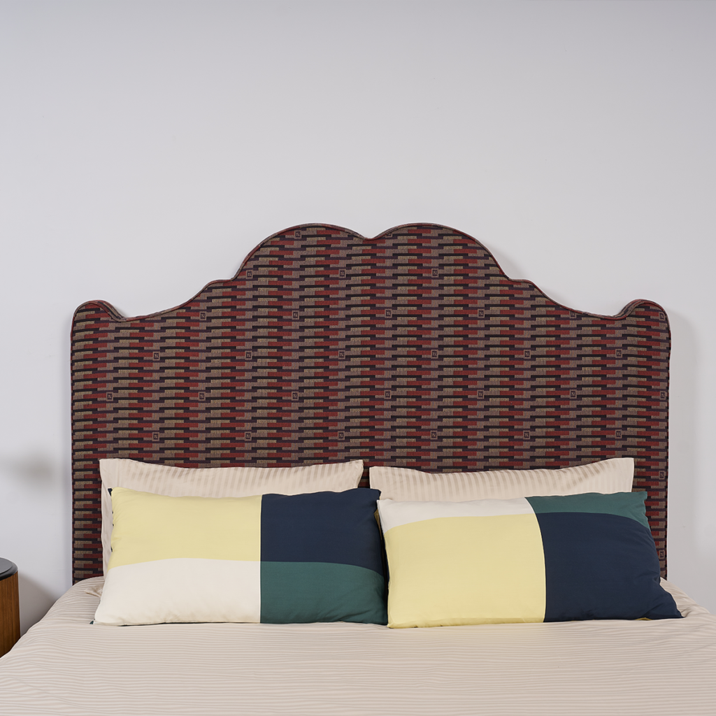 Pattern 19:Tudor Brick Jacquard