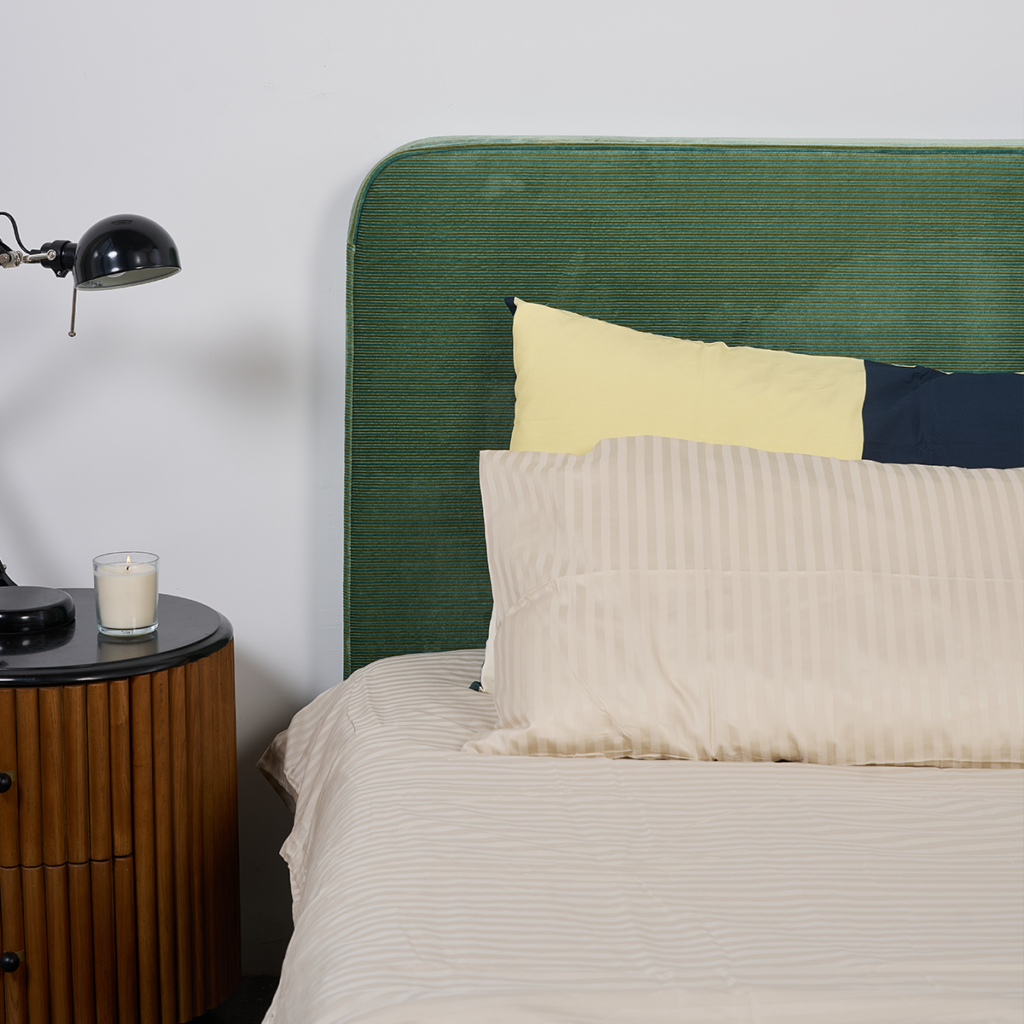 Pattern 06:Forest Ribbed Velvet